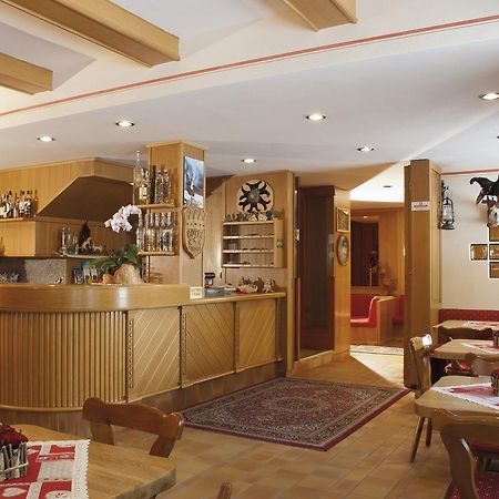 Hotel Corona Branzi Esterno foto